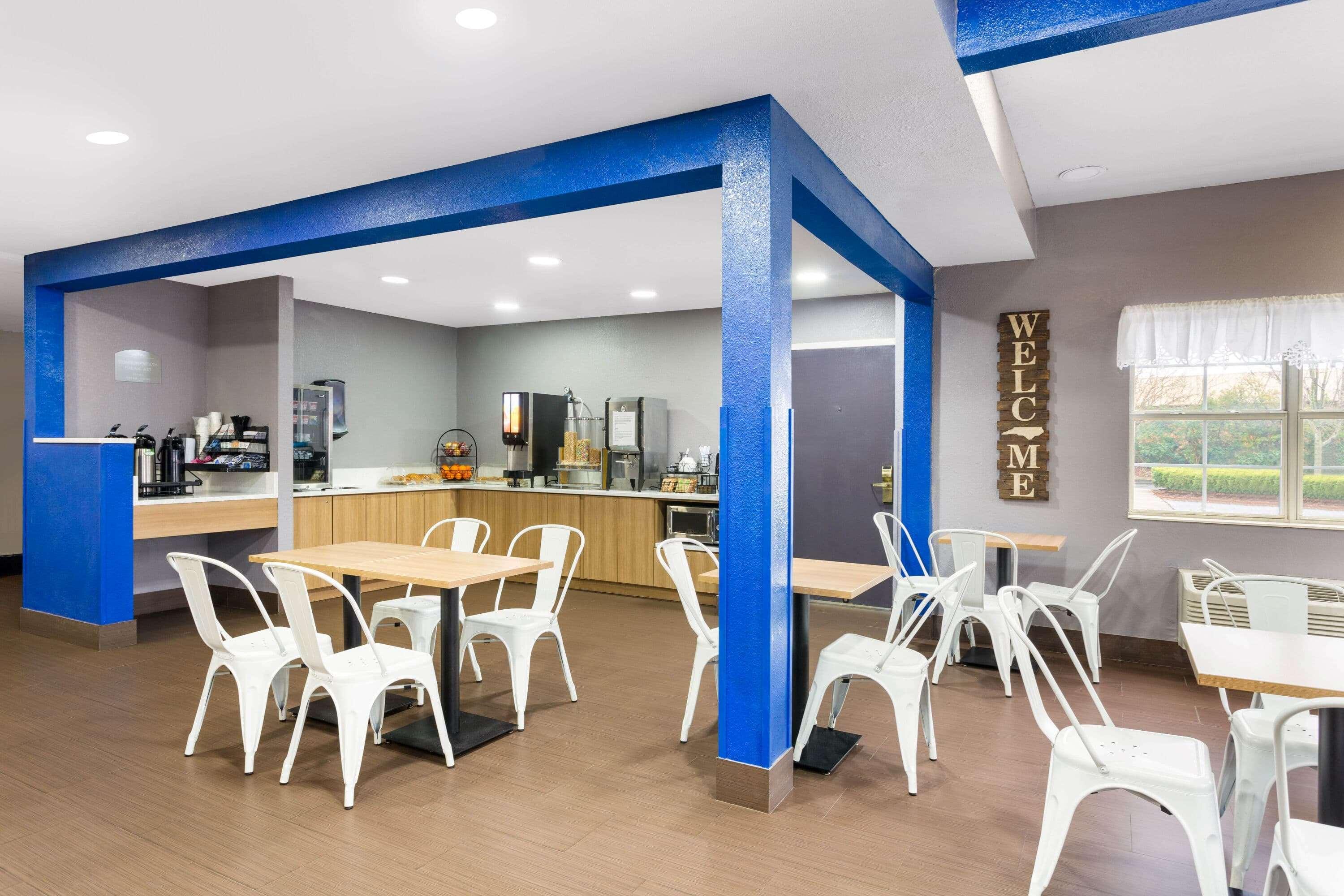 Microtel Inn & Suites By Wyndham Matthews/Charlotte Eksteriør bilde